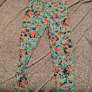 Lularoe leggings!